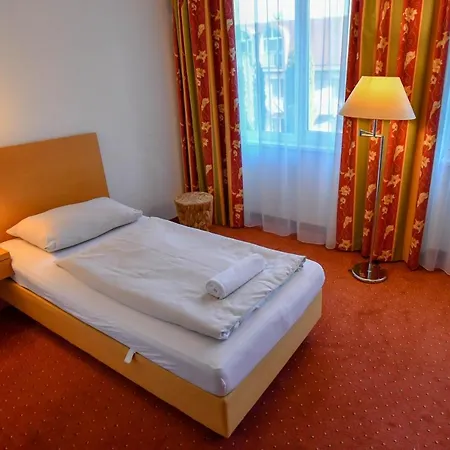 Apart-hotel Motel55 - Nettes Mit Self Check-in In Villach, Warmbad *